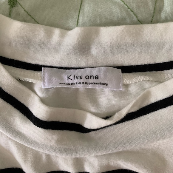 Striped Mock Neck Tank - Picture 4 of 4